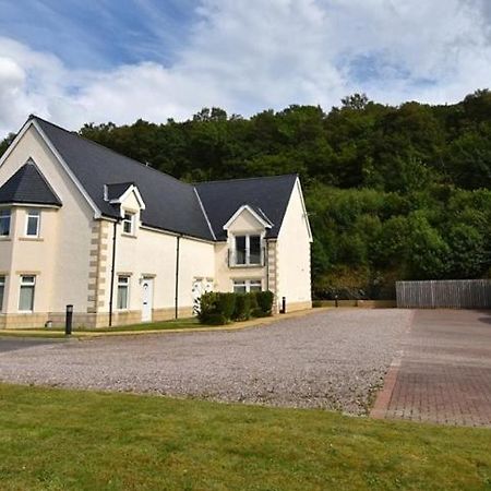 Conaglen, Glenloch View, Fort William 2-Bedroom Loch Side Flat ภายนอก รูปภาพ